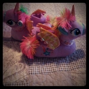 NWOT Girls Unicorn Slippers Size S